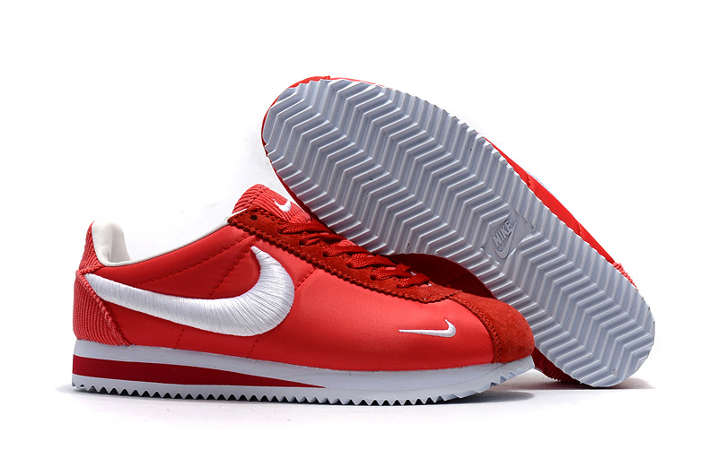 basket nike cortez rouge basket nike cortez rouge