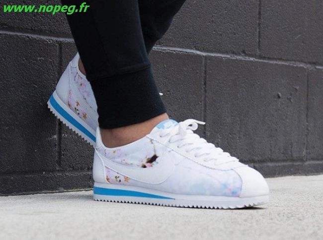 nike cortez femme soldes